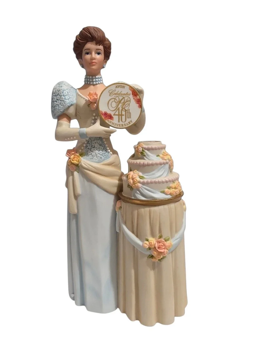 Avon 2007 President’s Club Mrs. Albee Award figurine, 40th Anniversary